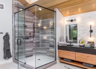 Coastal combines cutting-edge manufacturing to create the industry’s finest bath and shower enclosures.