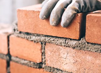 Hanson Brick makes 1.6 billion bricks per year in North America, enough bricks to circle the globe more than eight times.
