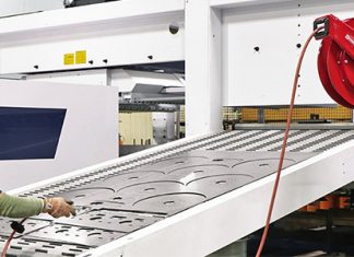 Reelcraft is a global manufacturer of a range of hose, cord and cable reels for industrial, commercial and professional applications.