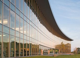 Traco solutions draw on a history of innovation and technology that can found in some of the most recognizable structures in the world.