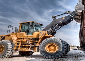 The company manufactures structural components for trucks, buses, pick-ups, cars, tractors, agricultural machinery and off-road vehicles.