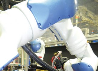 hitchiner manufacturing assembly robot