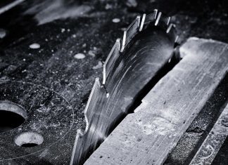 custom saw blade manufacturing