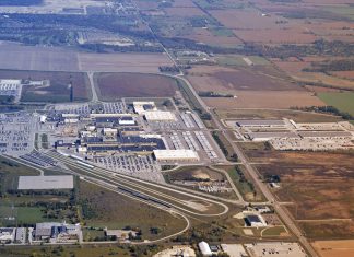 Under CUSMA, the first 2.6 million automobiles that Canada exports to the US each year are exempt from impromptu tariffs.