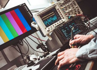 spectrum analyzer Image by Pexels from Pixabay