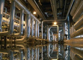 Flood in power plant – AdobeStock