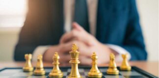 Even if a CEO’s organization is king on the chessboard, it can be trapped by pawns attacking from unforeseen directions.